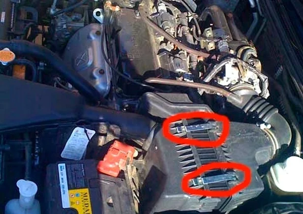 защелки корпуса воздушного фильтра